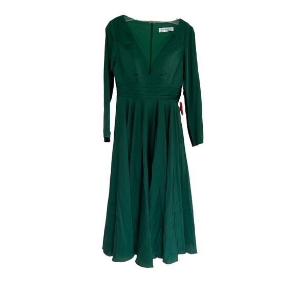 Mac Duggal 67527 Plunge Neck Emerald Satin A-Line Gown 4 - Picture 5 of 7